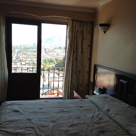 Uruapan  Hotel Real De Uruapan מראה חיצוני תמונה