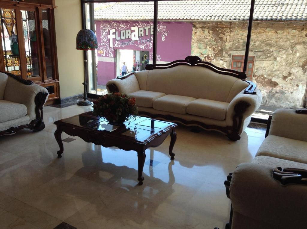 Uruapan  Hotel Real De Uruapan מראה חיצוני תמונה