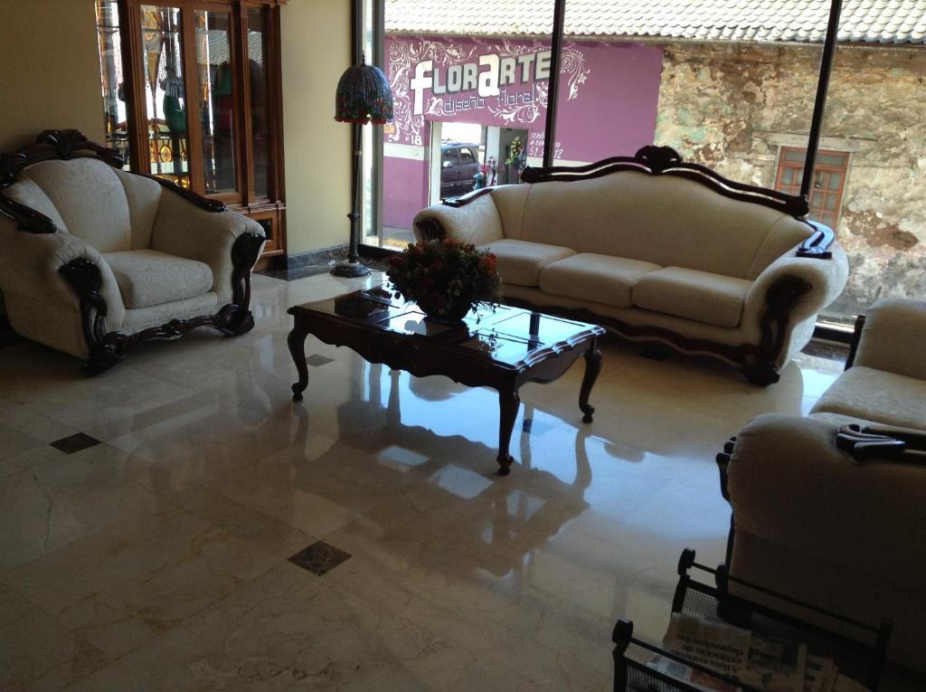 Uruapan  Hotel Real De Uruapan מראה חיצוני תמונה