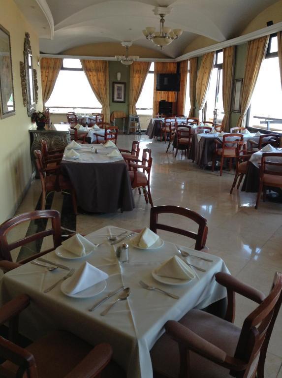 Uruapan  Hotel Real De Uruapan מראה חיצוני תמונה